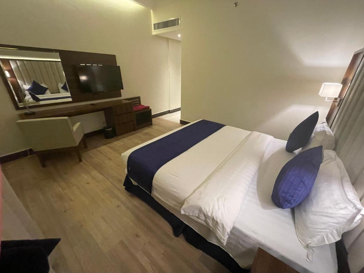 Makarem Residence - Hotel Apartments Ель-Хубар Екстер'єр фото